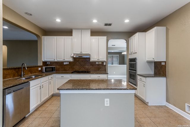 21223 Cinch Run, San Antonio, TX 78258