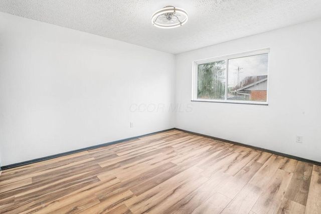 6614 E Livingston Avenue, Reynoldsburg, OH 43068