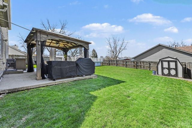 1244 Mayfair Drive, Wilmington, OH 45177