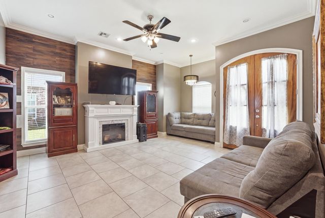 154 Esplanade, Thibodaux, LA 70301