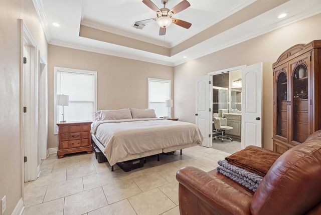 154 Esplanade, Thibodaux, LA 70301