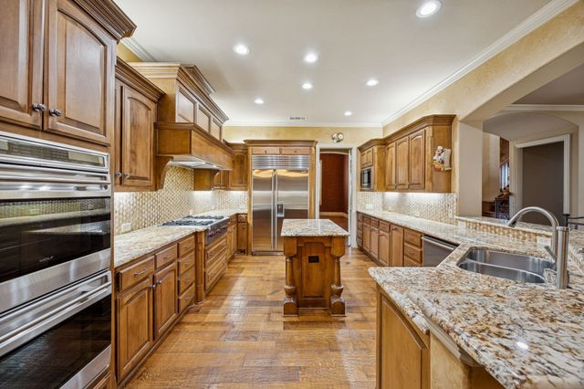 1101 King Mark Drive, Lewisville, TX 75056