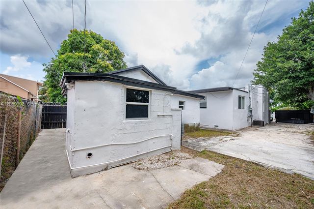 9050 NW 31st Avenue 3, Miami, FL 33147