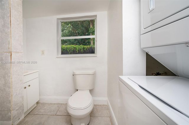 9050 NW 31st Avenue 3, Miami, FL 33147