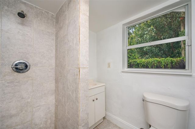 9050 NW 31st Avenue 3, Miami, FL 33147