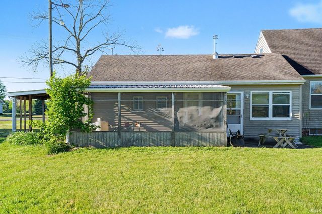 58399 Crumstown Highway, South Bend, IN 46619