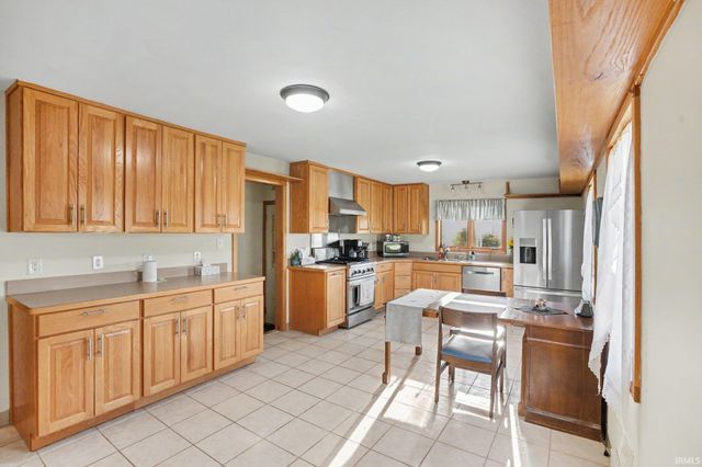 58399 Crumstown Highway, South Bend, IN 46619