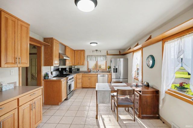 58399 Crumstown Highway, South Bend, IN 46619