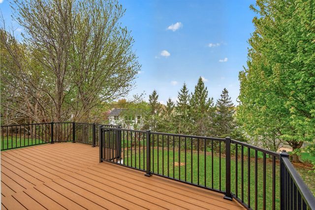 16555 77th Circle N, Maple Grove, MN 55311