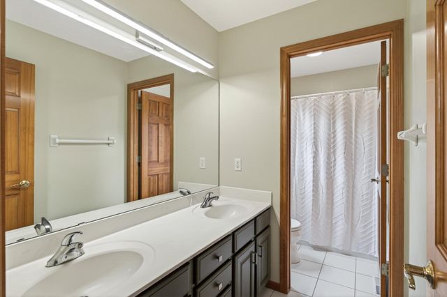 16555 77th Circle N, Maple Grove, MN 55311