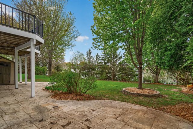16555 77th Circle N, Maple Grove, MN 55311