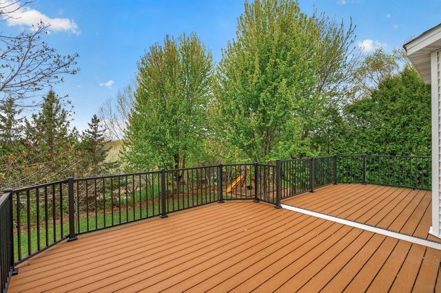 16555 77th Circle N, Maple Grove, MN 55311