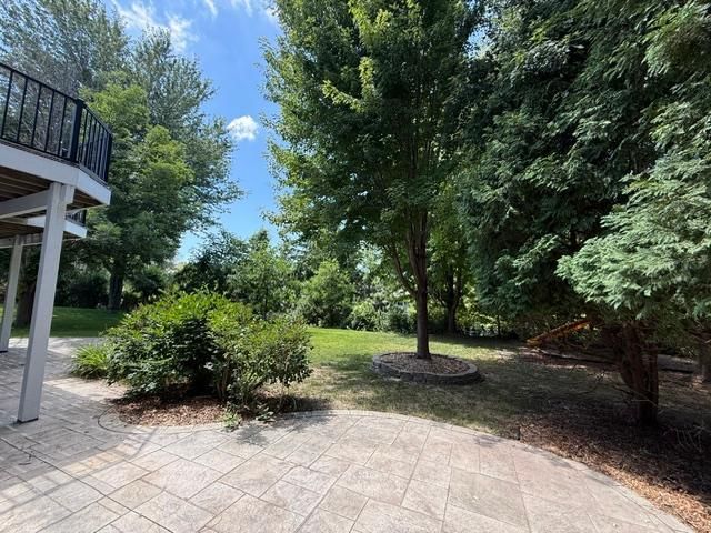 16555 77th Circle N, Maple Grove, MN 55311