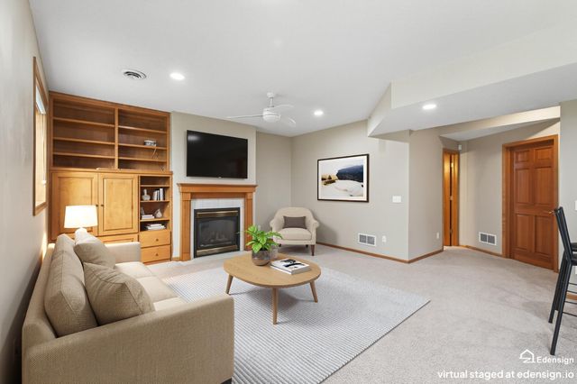 16555 77th Circle N, Maple Grove, MN 55311