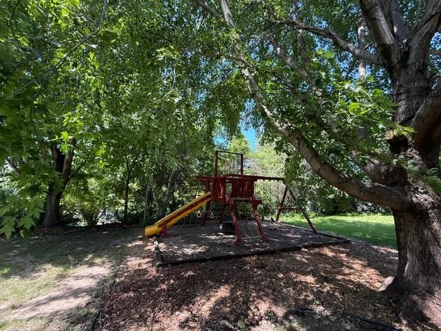 16555 77th Circle N, Maple Grove, MN 55311