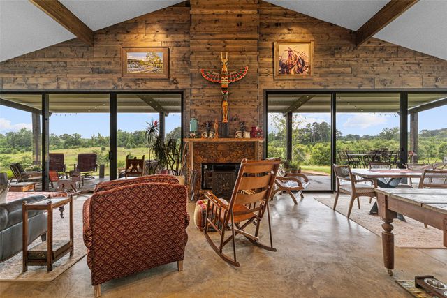 11476 FM 1716, Henderson, TX 75652