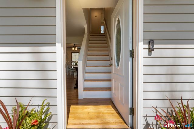 18 Edith Lane, Wilton, CT 06897