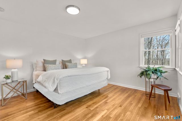 18 Edith Lane, Wilton, CT 06897