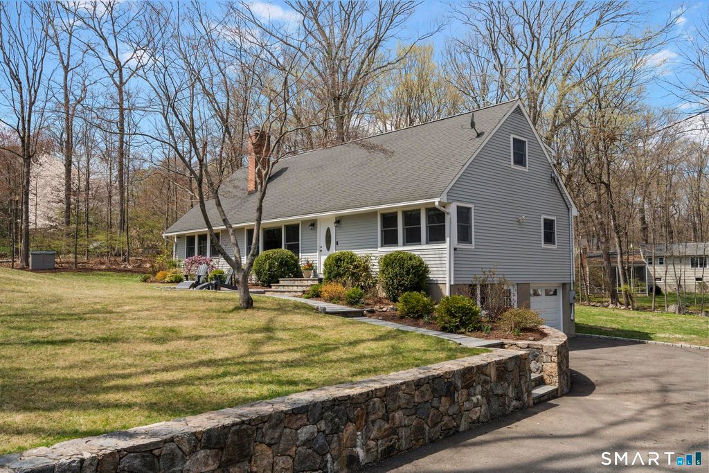 18 Edith Lane, Wilton, CT 06897