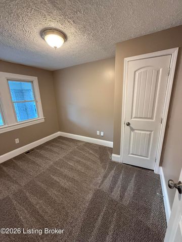 819 S 42nd St, Louisville, KY 40211