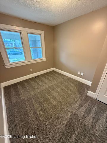 819 S 42nd St, Louisville, KY 40211