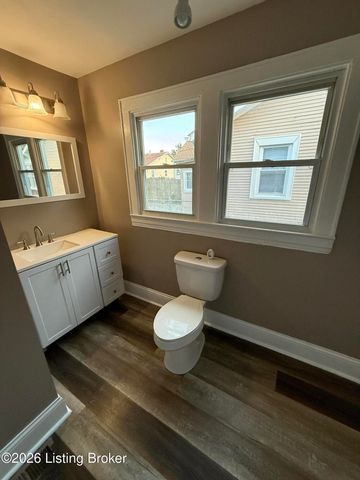 819 S 42nd St, Louisville, KY 40211
