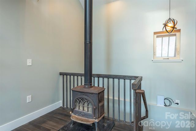 115 Bartram Way, Black Mountain, NC 28711