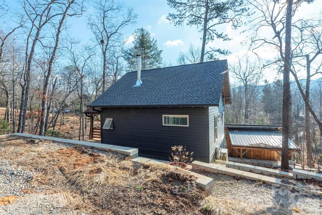 115 Bartram Way, Black Mountain, NC 28711