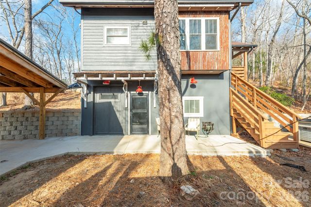 115 Bartram Way, Black Mountain, NC 28711