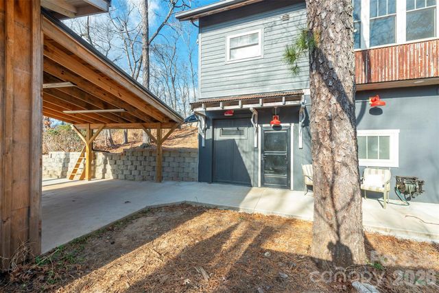 115 Bartram Way, Black Mountain, NC 28711