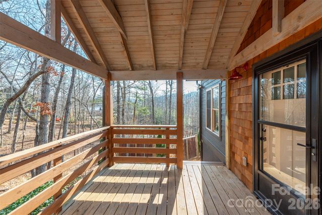 115 Bartram Way, Black Mountain, NC 28711
