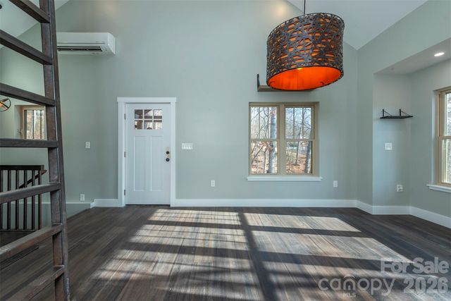 115 Bartram Way, Black Mountain, NC 28711