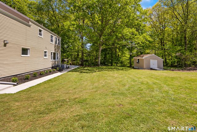1044 Dunbar Hill Road, Hamden, CT 06514
