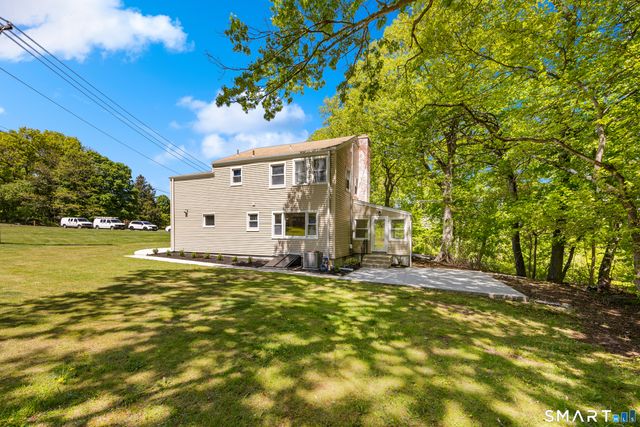 1044 Dunbar Hill Road, Hamden, CT 06514