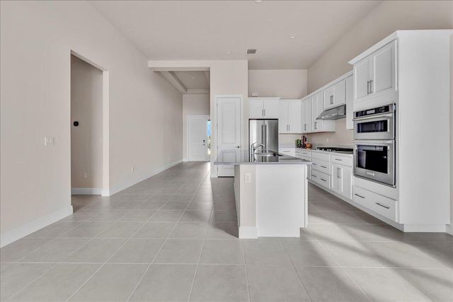 10161 Timber Creek Way, Palm Beach Gardens, FL 33412