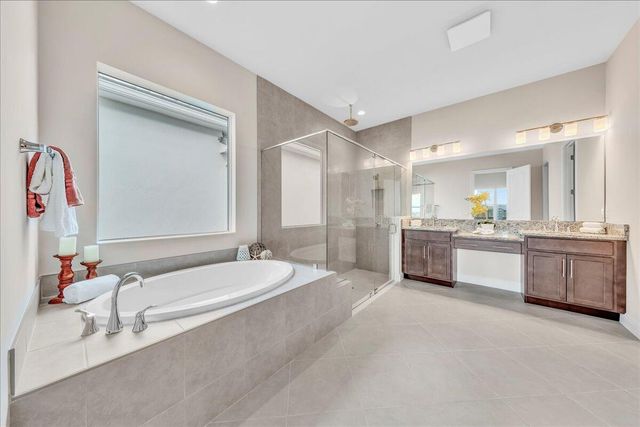 10161 Timber Creek Way, Palm Beach Gardens, FL 33412