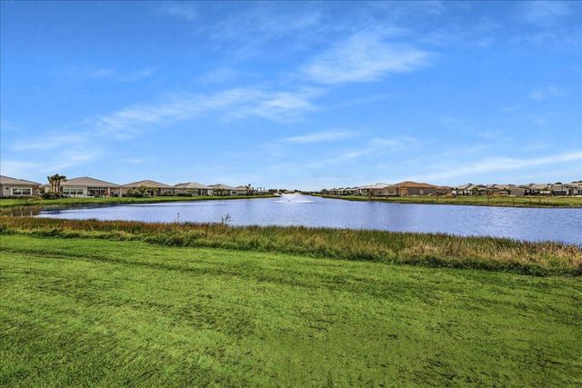 10161 Timber Creek Way, Palm Beach Gardens, FL 33412