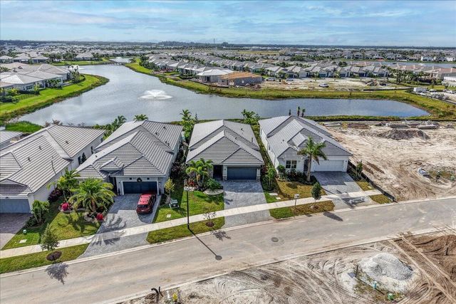 10161 Timber Creek Way, Palm Beach Gardens, FL 33412