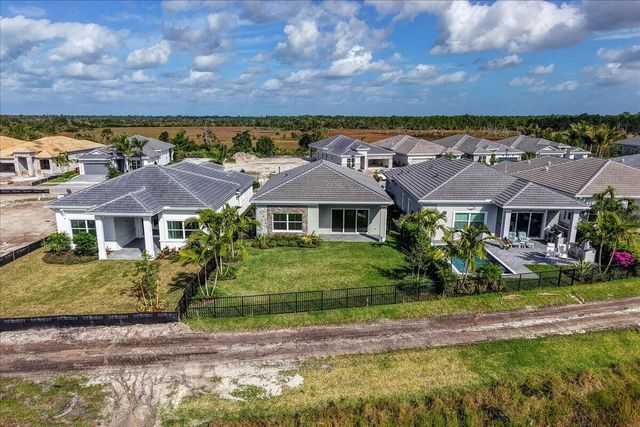 10161 Timber Creek Way, Palm Beach Gardens, FL 33412