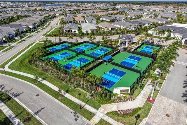 10161 Timber Creek Way, Palm Beach Gardens, FL 33412