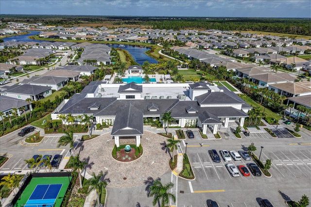 10161 Timber Creek Way, Palm Beach Gardens, FL 33412