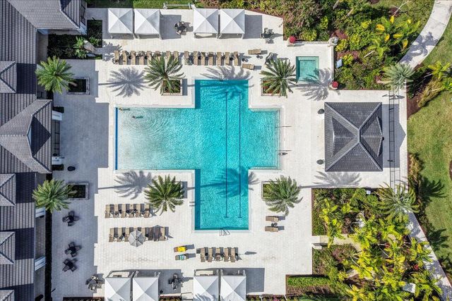 10161 Timber Creek Way, Palm Beach Gardens, FL 33412