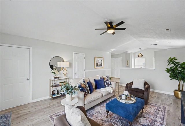 106 Serena Way, Georgetown, KY 40324