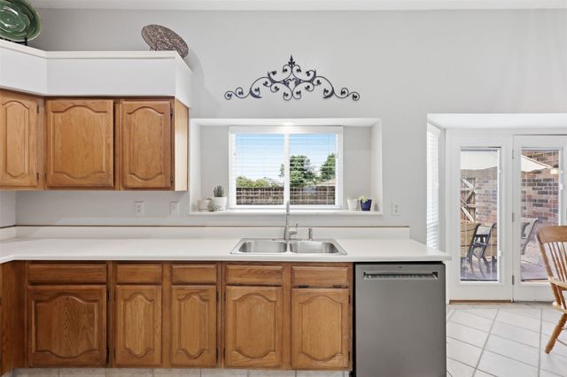 4257 Harvest Hill Road, Carrollton, TX 75010