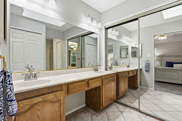 4257 Harvest Hill Road, Carrollton, TX 75010