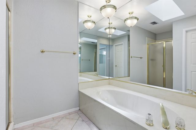 4257 Harvest Hill Road, Carrollton, TX 75010