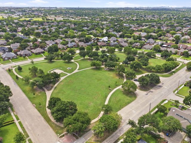 4257 Harvest Hill Road, Carrollton, TX 75010