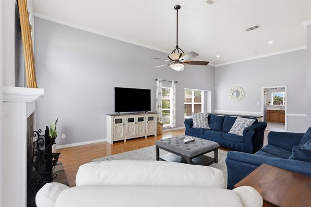 4257 Harvest Hill Road, Carrollton, TX 75010