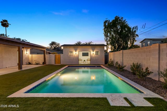 3860 E CLARENDON Avenue, Phoenix, AZ 85018