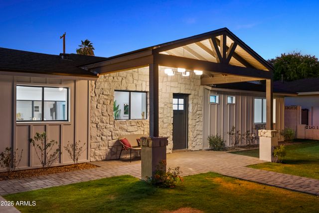 3860 E CLARENDON Avenue, Phoenix, AZ 85018